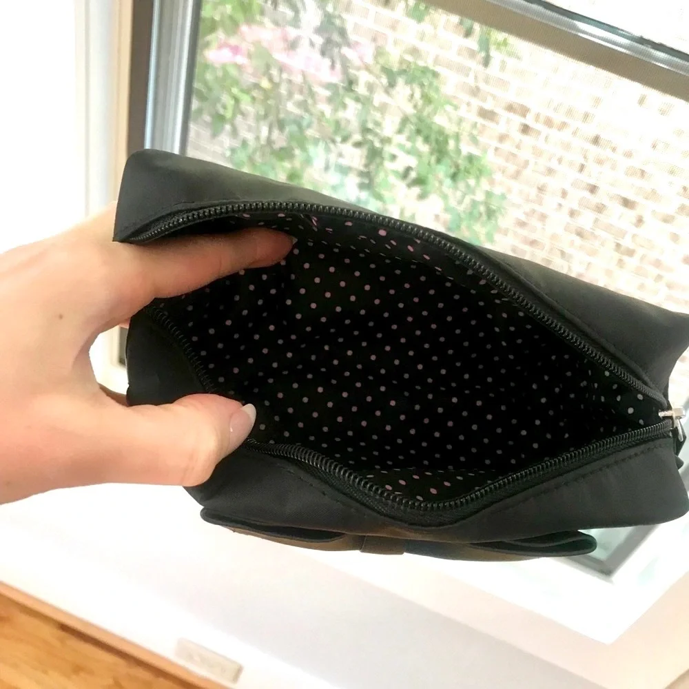 VS COSMETIC BAG